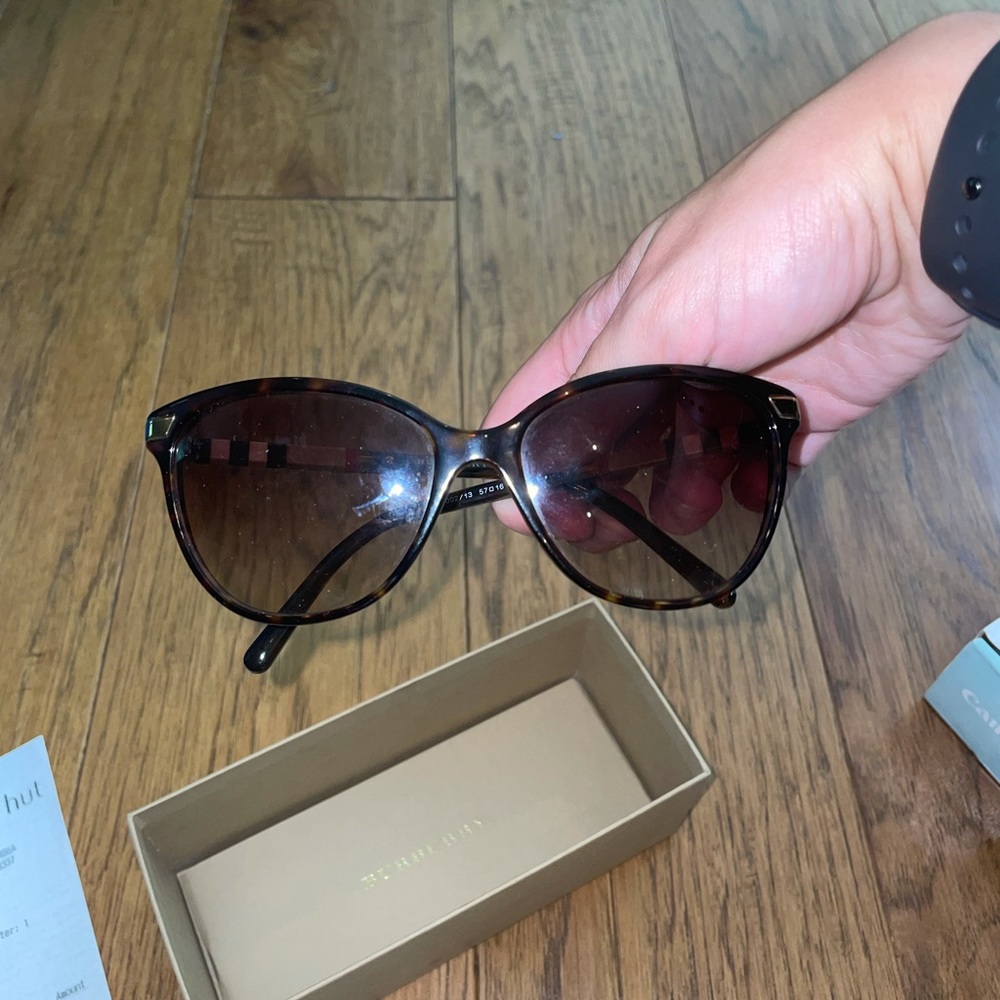 Burberry sunglasses
